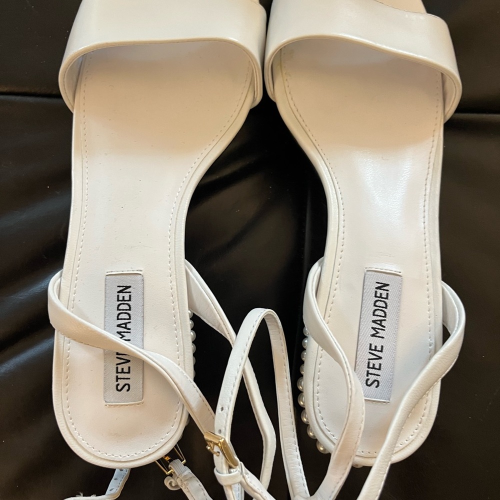 Steve Madden White Women's Sandals